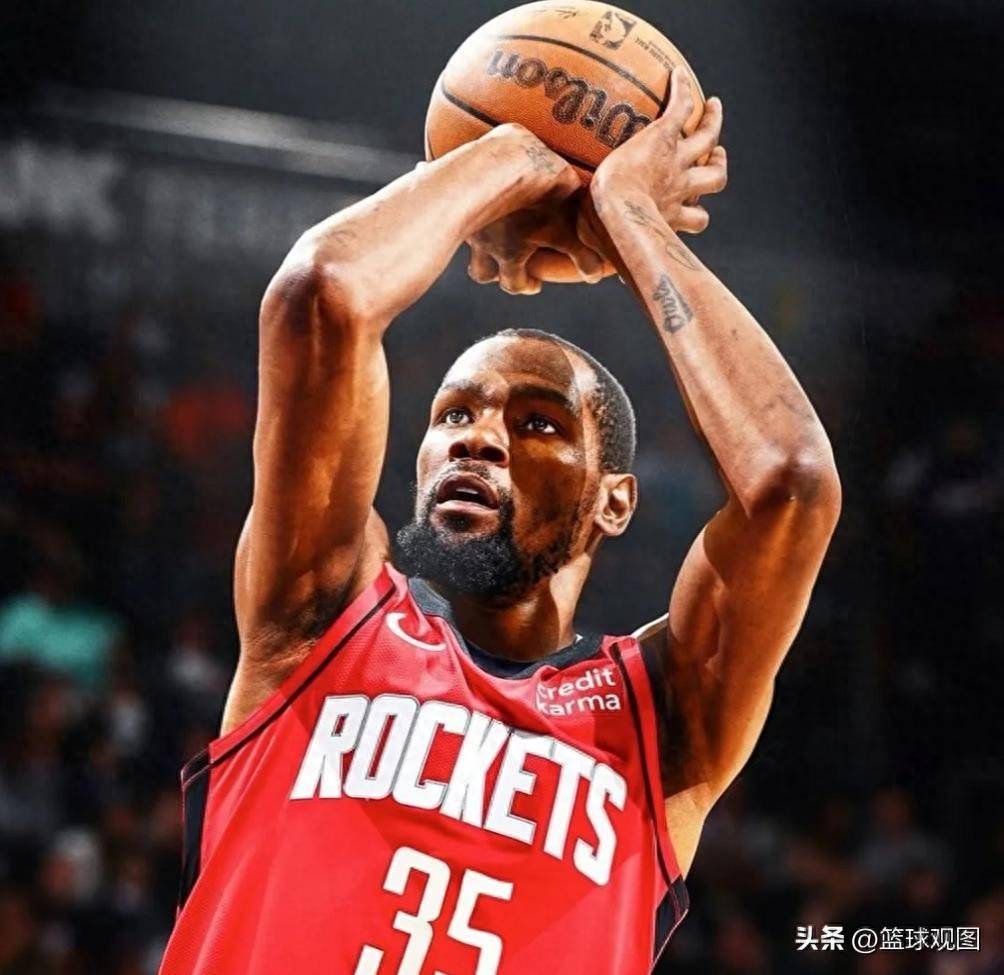 杜兰特回归赛场，出色防守首场状态亮眼，瑞士队观众沸腾！